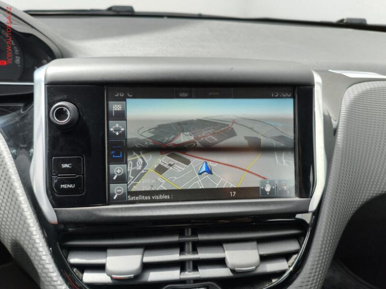 Peugeot 208 - hlavní fotka