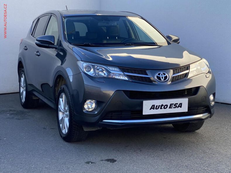 Toyota RAV 4 - hlavní foto