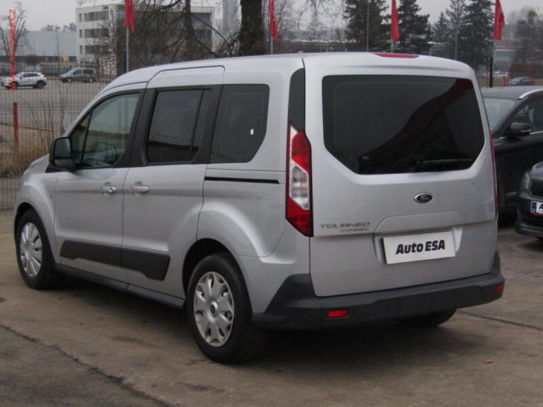 Ford Tourneo - hlavní fotka
