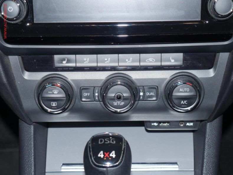 Škoda Octavia - hlavní fotka