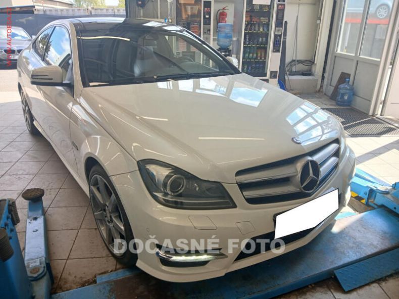Mercedes Třída C - hlavní fotka inzerátu