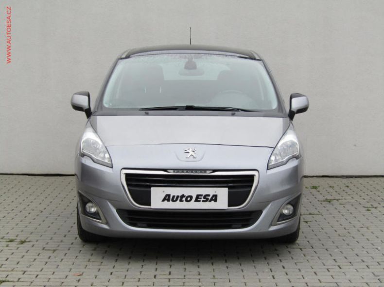 Peugeot 5008 - hlavní fotka