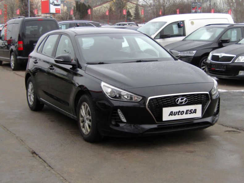 Hyundai i30 - hlavní foto