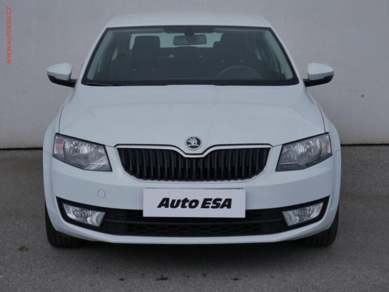 Škoda Octavia - hlavní fotka