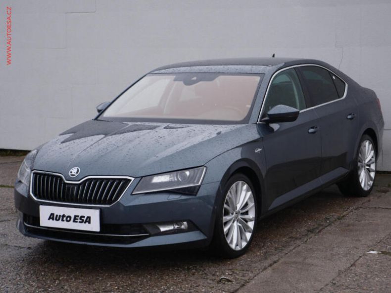 Škoda Superb - hlavní fotka