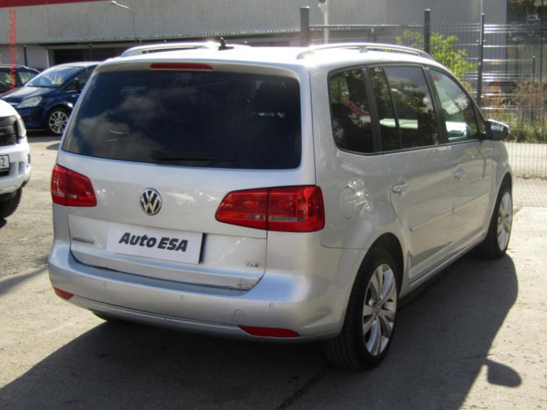 Volkswagen Touran - hlavní fotka