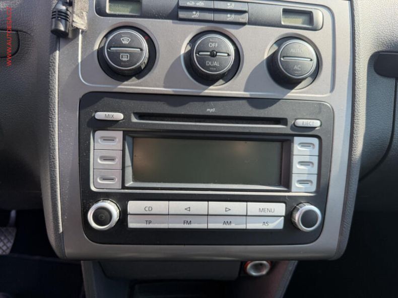 Volkswagen Touran - hlavní fotka