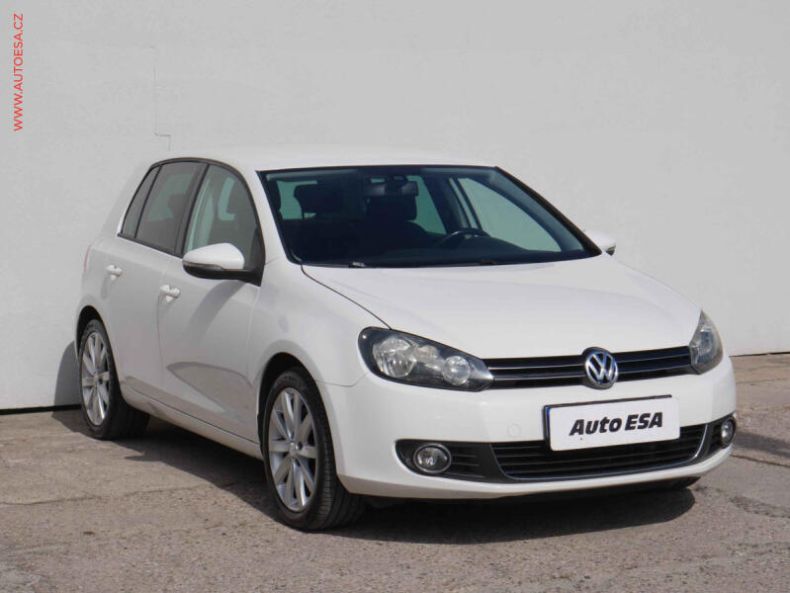 Volkswagen Golf - hlavní foto