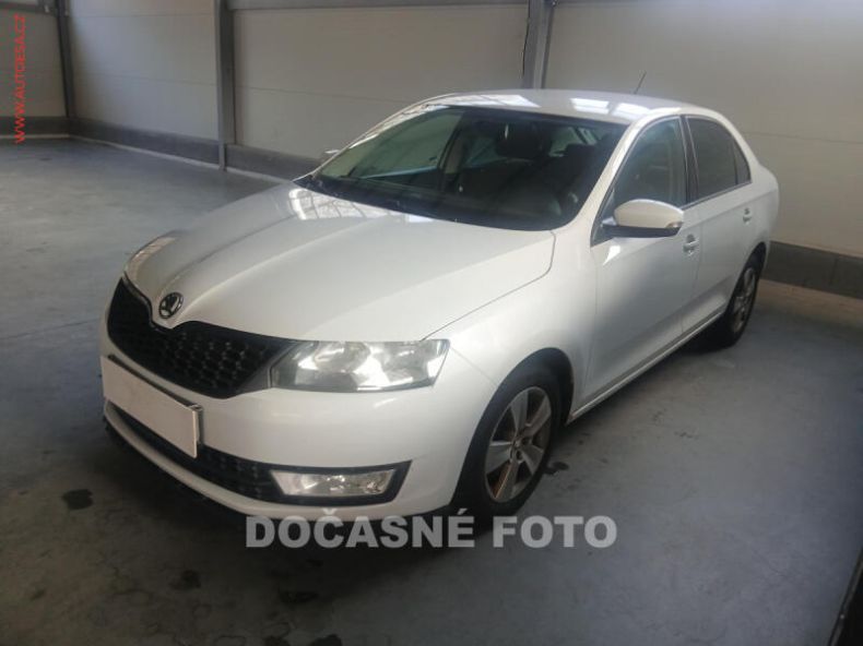 Škoda Rapid - hlavní foto