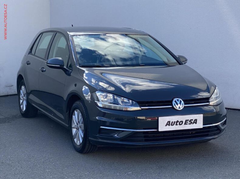 Volkswagen Golf - hlavní foto