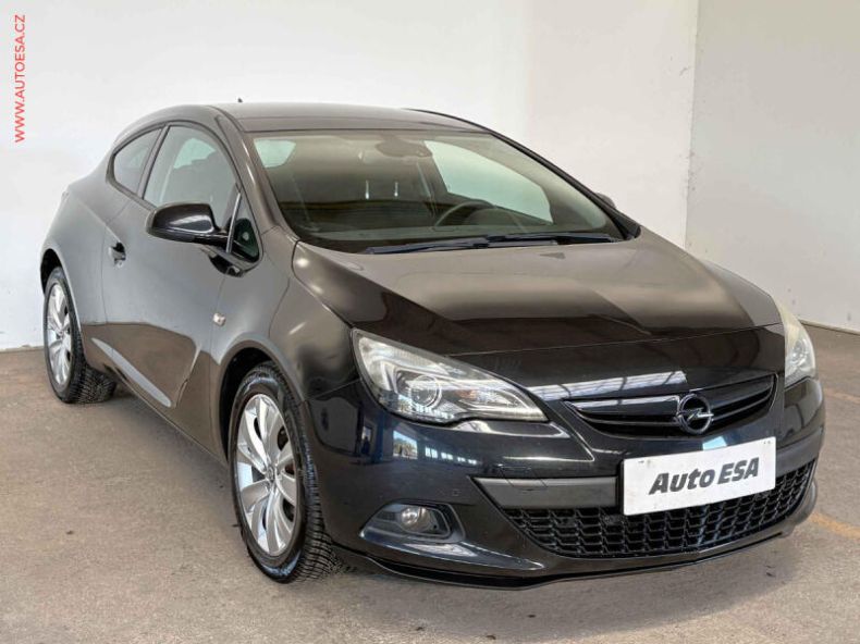 Opel Astra - hlavní foto