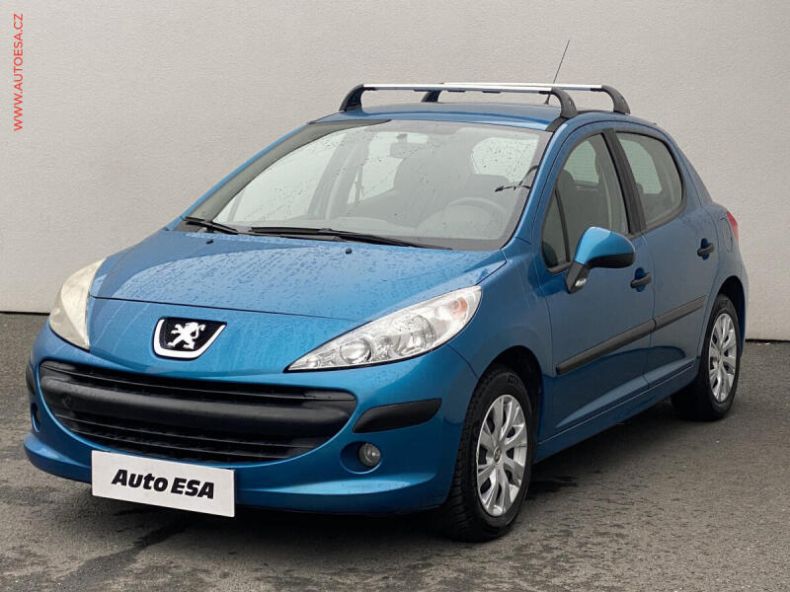 Peugeot 207 - hlavní fotka