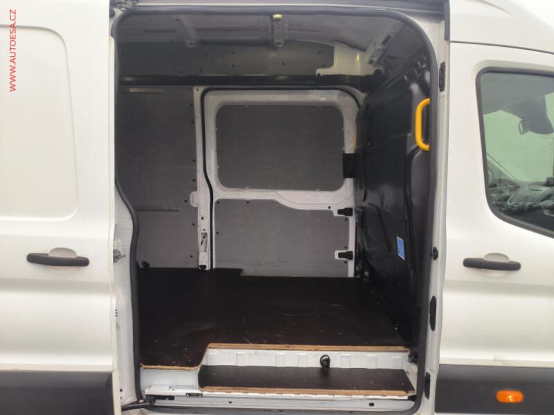 Ford Transit - hlavní fotka