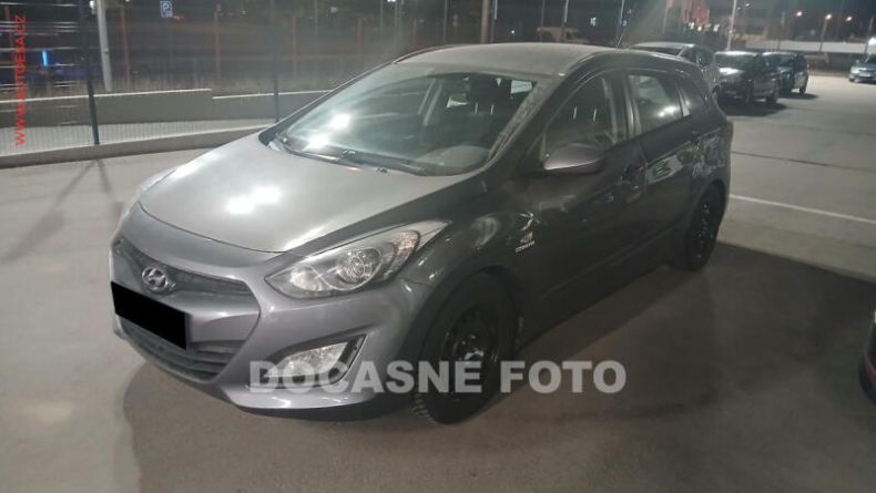 Hyundai i30 - hlavní foto