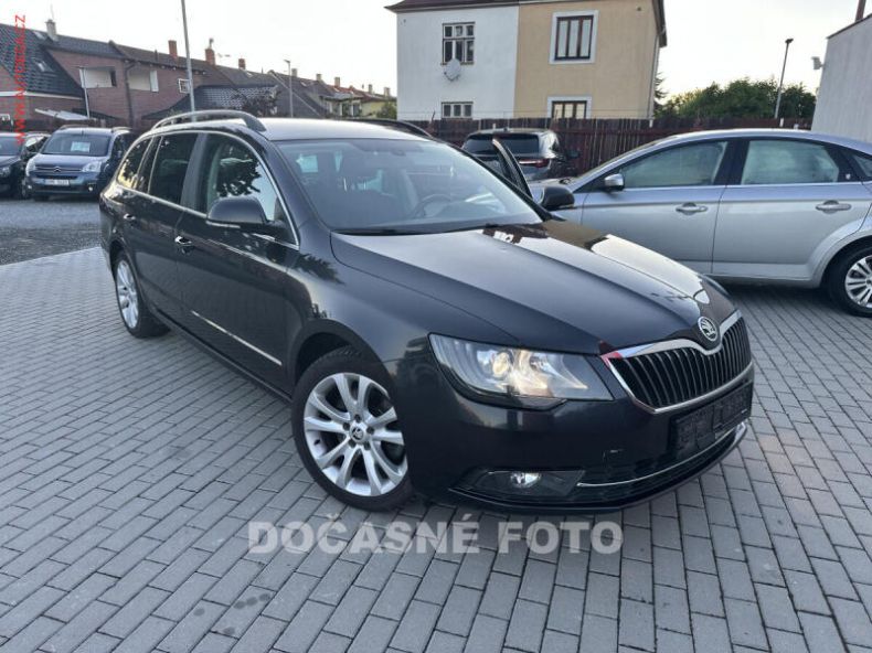 Škoda Superb - hlavní fotka inzerátu