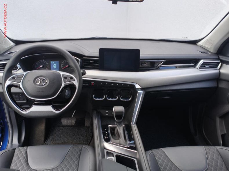 BAIC X3 - hlavní fotka