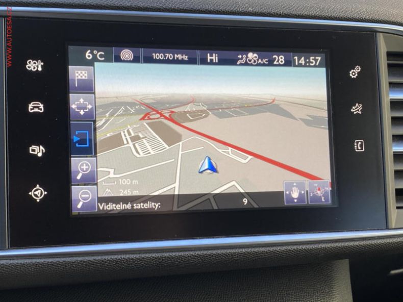 Peugeot 308 - hlavní fotka