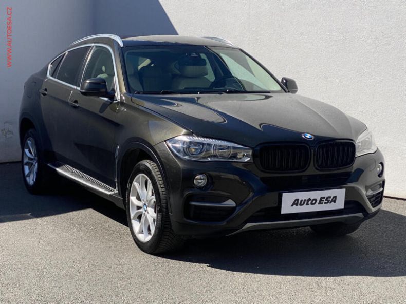 BMW X6 - hlavní foto