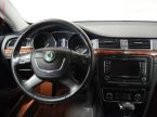 Škoda Superb - fotka číslo 10