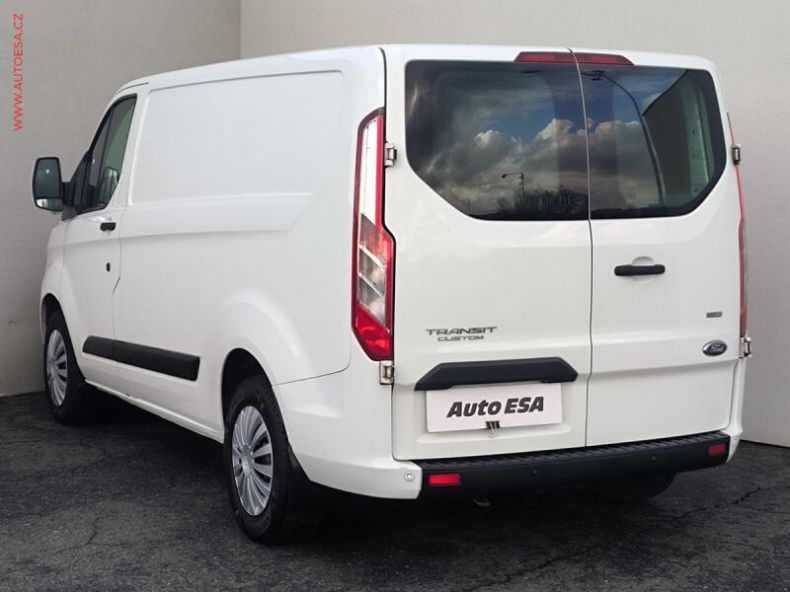 Ford Transit - hlavní fotka