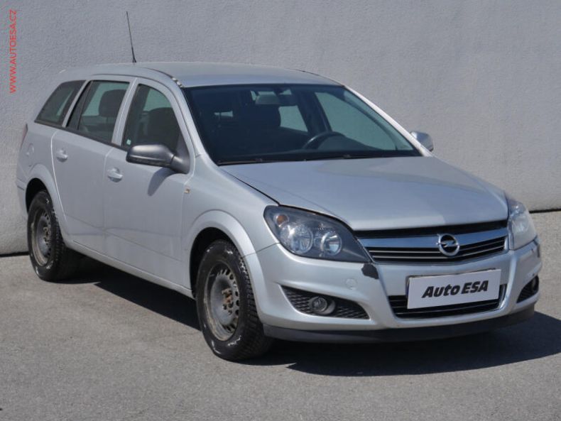 Opel Astra - hlavní fotka inzerátu