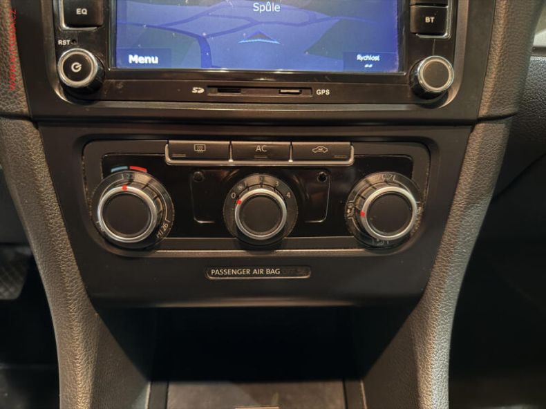 Volkswagen Golf - hlavní fotka