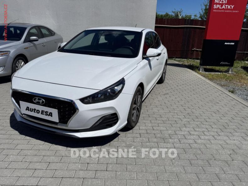 Hyundai i30 - hlavní foto