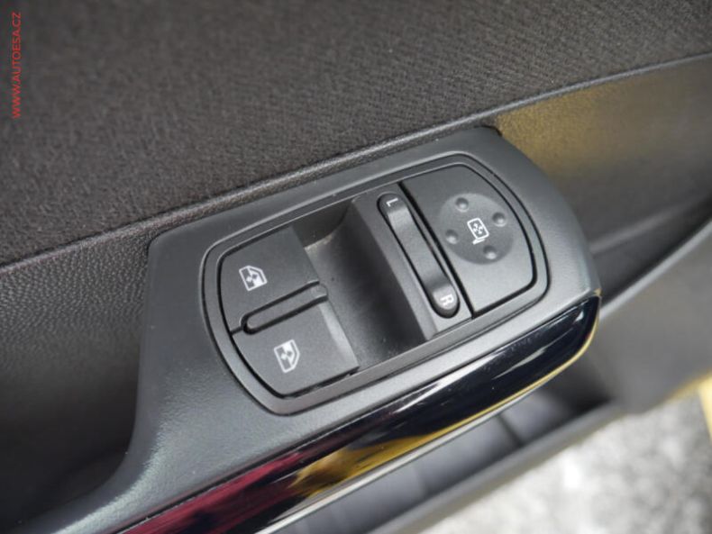 Opel Corsa - hlavní fotka