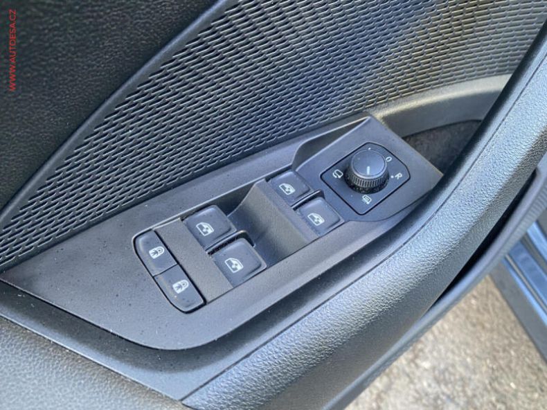 Škoda Octavia - hlavní fotka