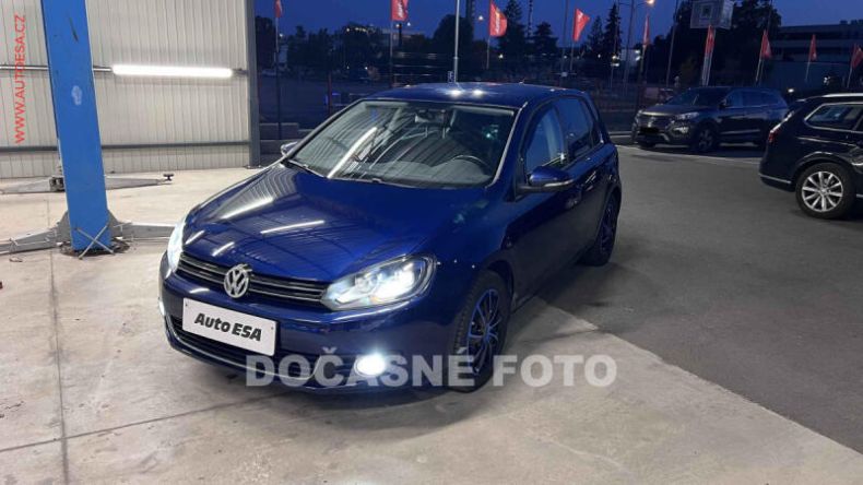 Volkswagen Golf - hlavní foto
