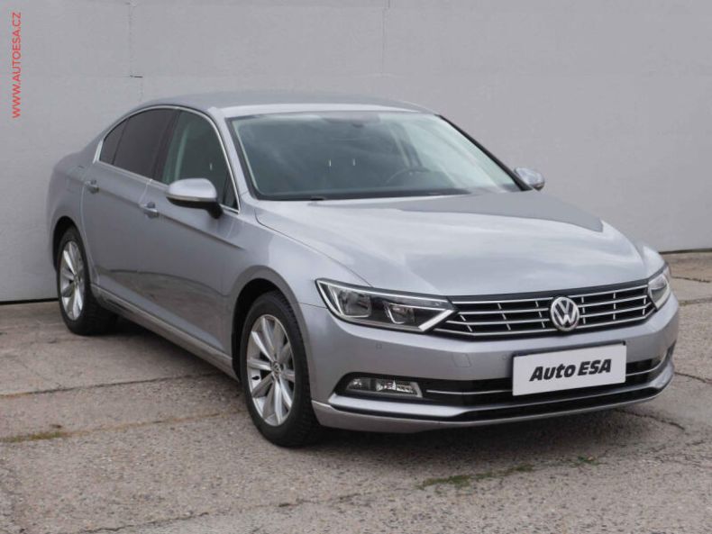 Volkswagen Passat - hlavní foto