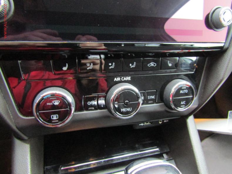 Škoda Octavia - hlavní fotka