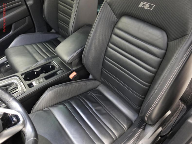 Volkswagen Passat - hlavní fotka