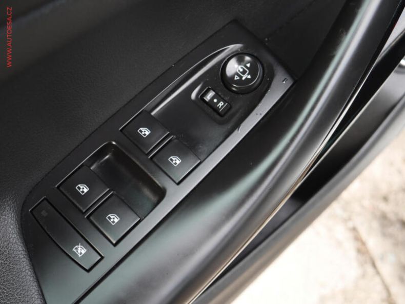 Opel Astra - hlavní fotka