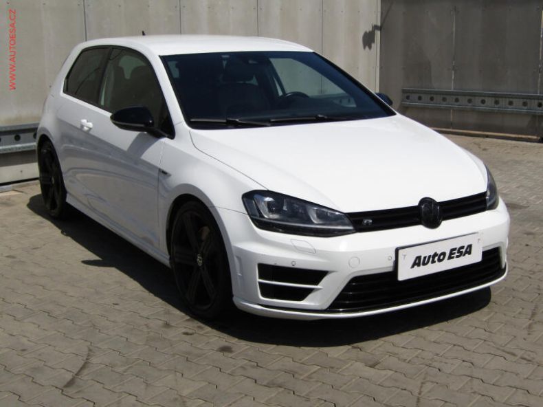 Volkswagen Golf - hlavní fotka inzerátu