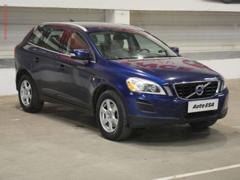 Volvo XC60 - hlavní foto