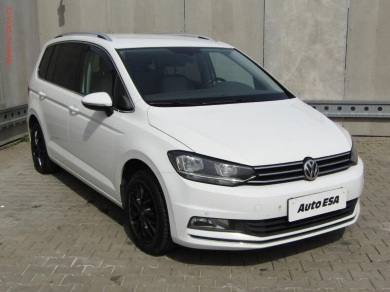 Volkswagen Touran - hlavní fotka inzerátu