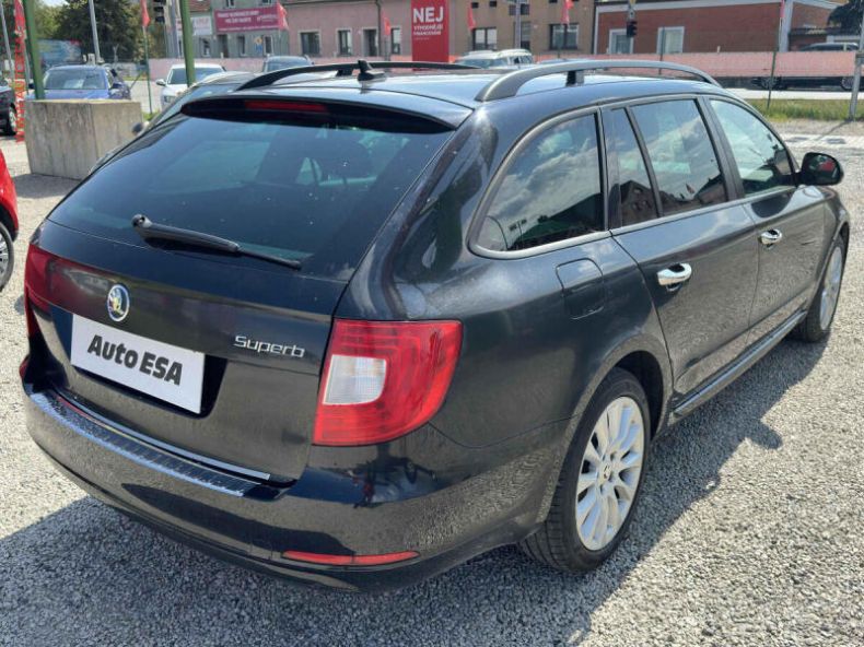 Škoda Superb - hlavní fotka
