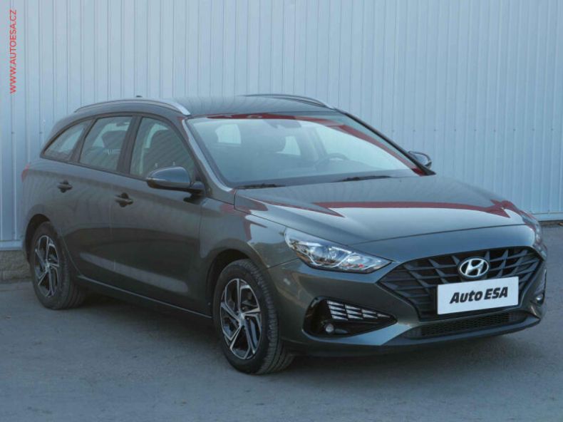 Hyundai i30 - hlavní foto