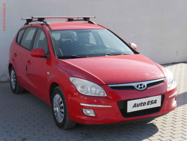 Hyundai i30 - hlavní foto