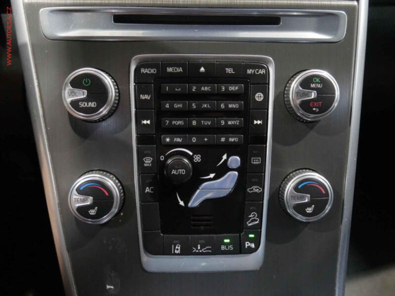 Volvo XC60 - hlavní fotka