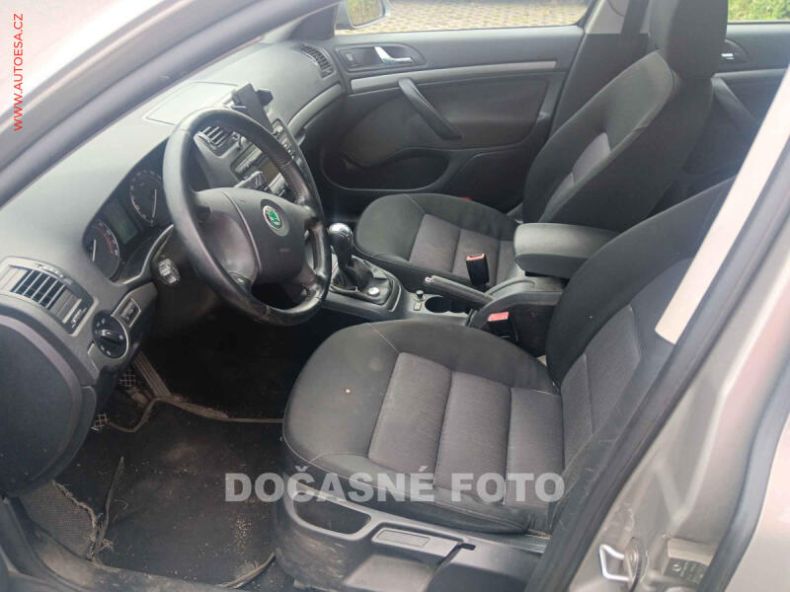 Škoda Octavia - hlavní fotka