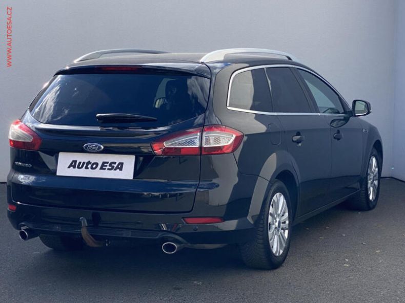 Ford Mondeo - hlavní fotka