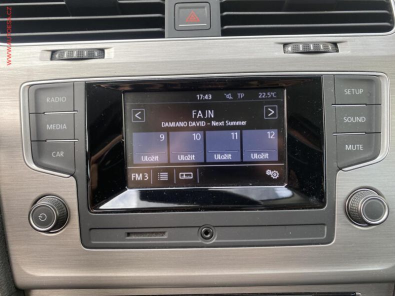 Volkswagen Golf - hlavní fotka