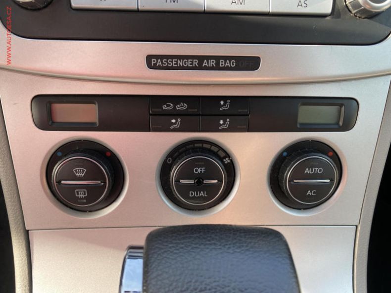 Volkswagen Passat - hlavní fotka