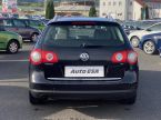 Volkswagen Passat - fotka číslo 4