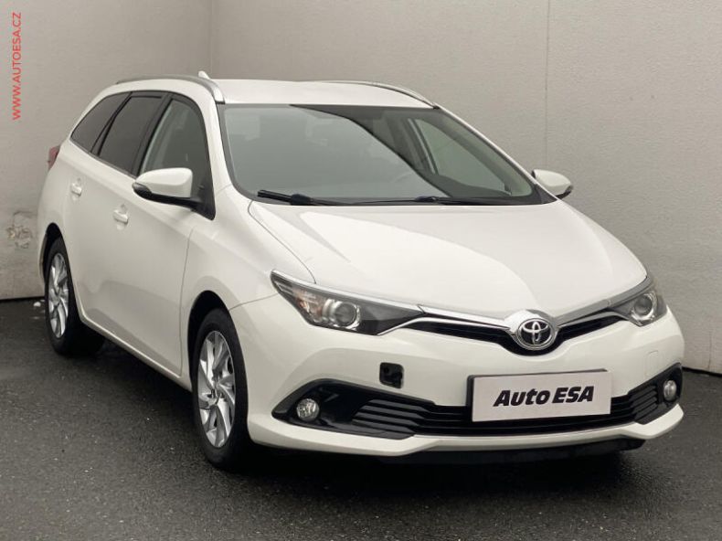 Toyota Auris - hlavní foto