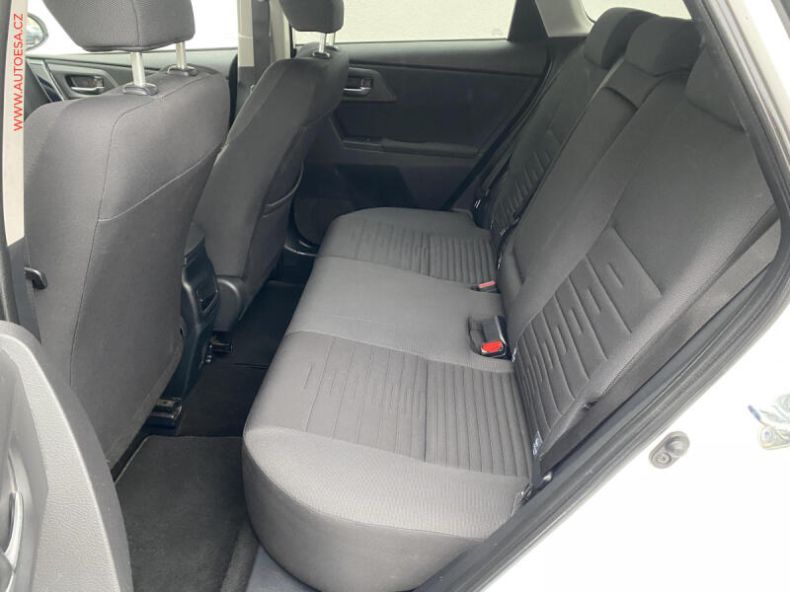 Toyota Auris - hlavní fotka