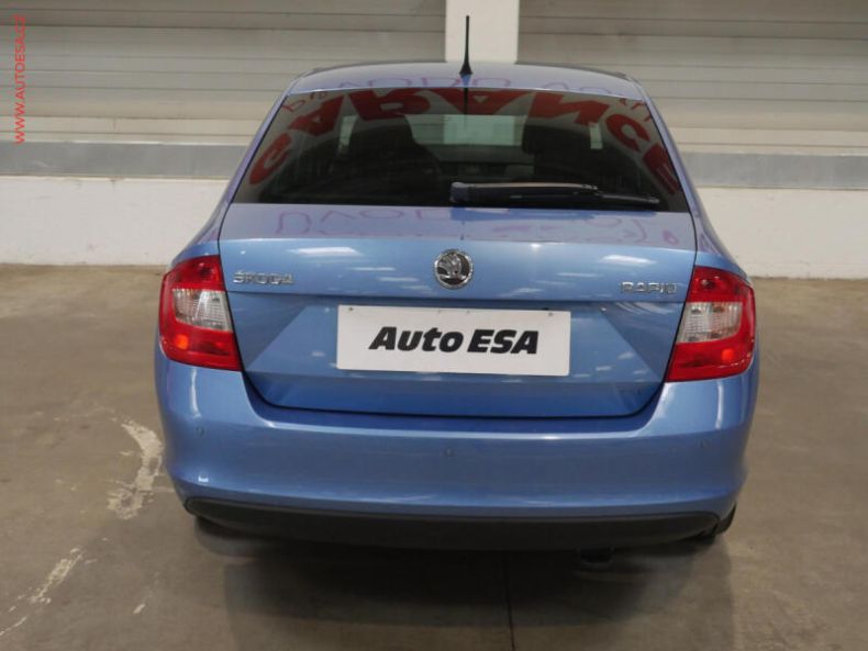 Škoda Rapid - hlavní fotka