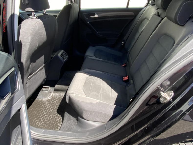 Volkswagen Golf - hlavní fotka